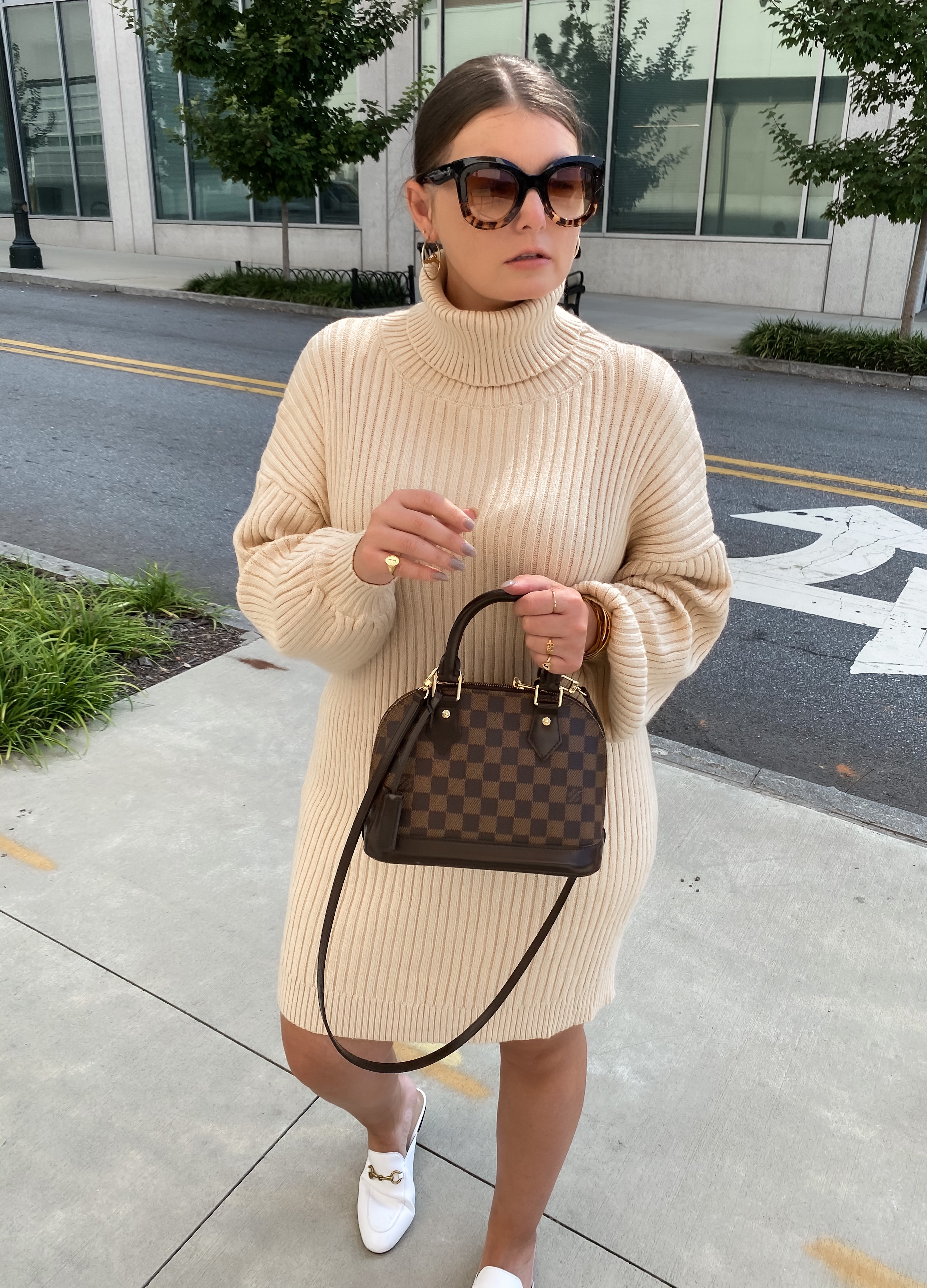 5 FALL DRESSES UNDER $40: http://www.juliamarieb.com/2020/10/18/5-fall-dresses/   |   @julia.marie.b