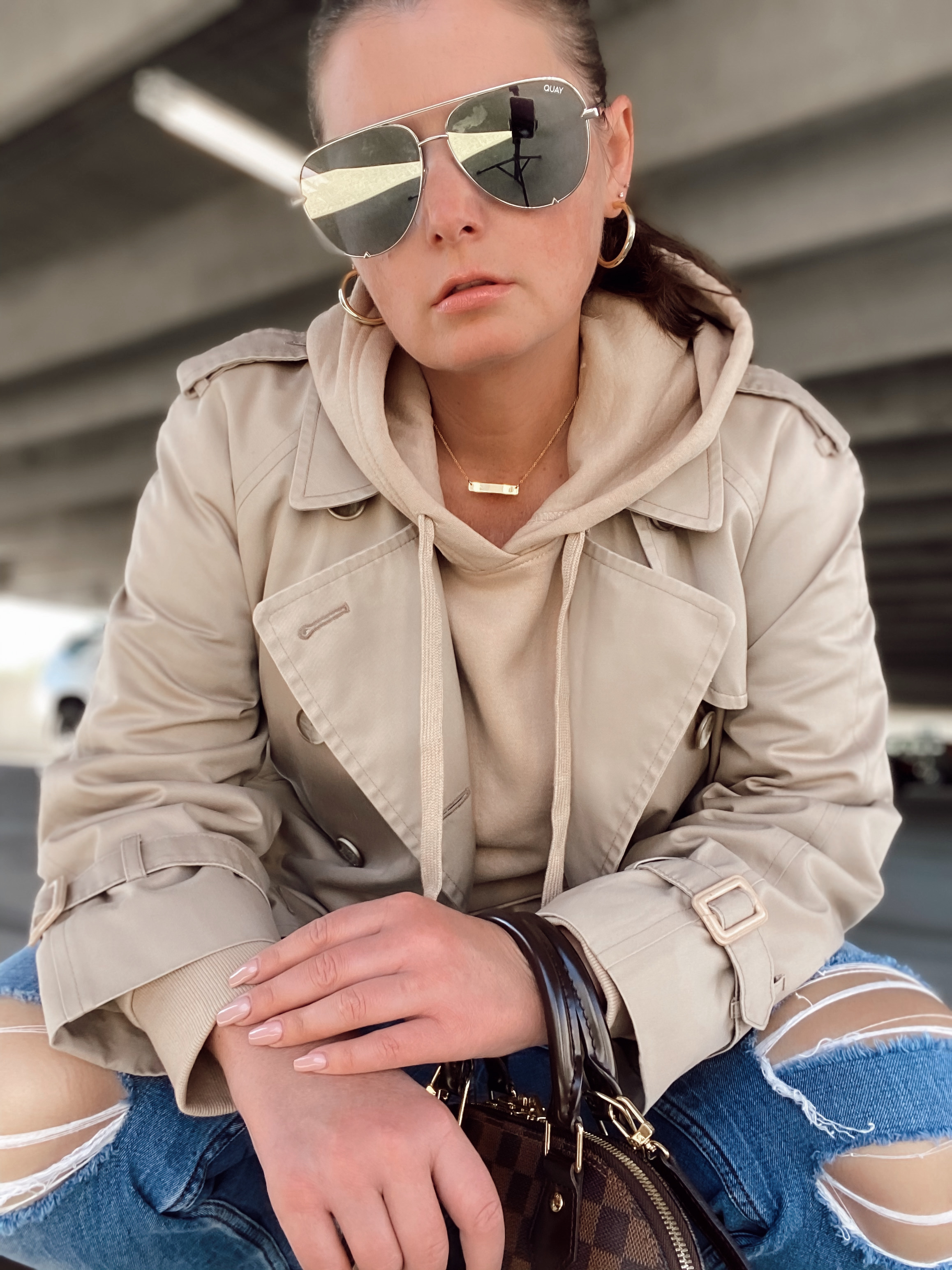 5 WAYS TO WEAR A TRENCH COAT: http://www.juliamarieb.com/2020/11/01/5-ways-to-wear-a-trench-coat-|-the-rule-of-5/ | @julia.marie.b