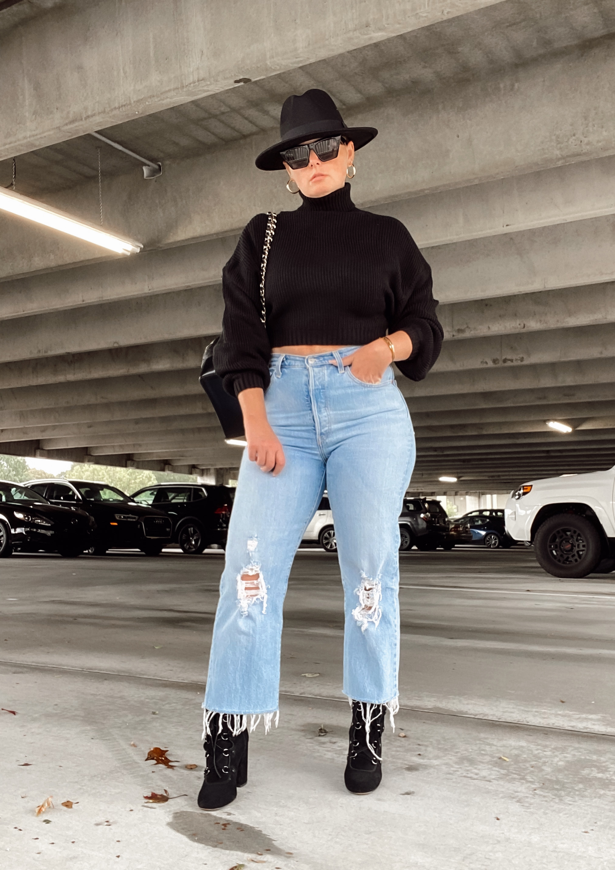 5 FALL OUTFITS IDEAS FROM AMAZON: http://www.juliamarieb.com/2020/11/01/5-amazon-fall-outfits/.  |   @julia.marie.b