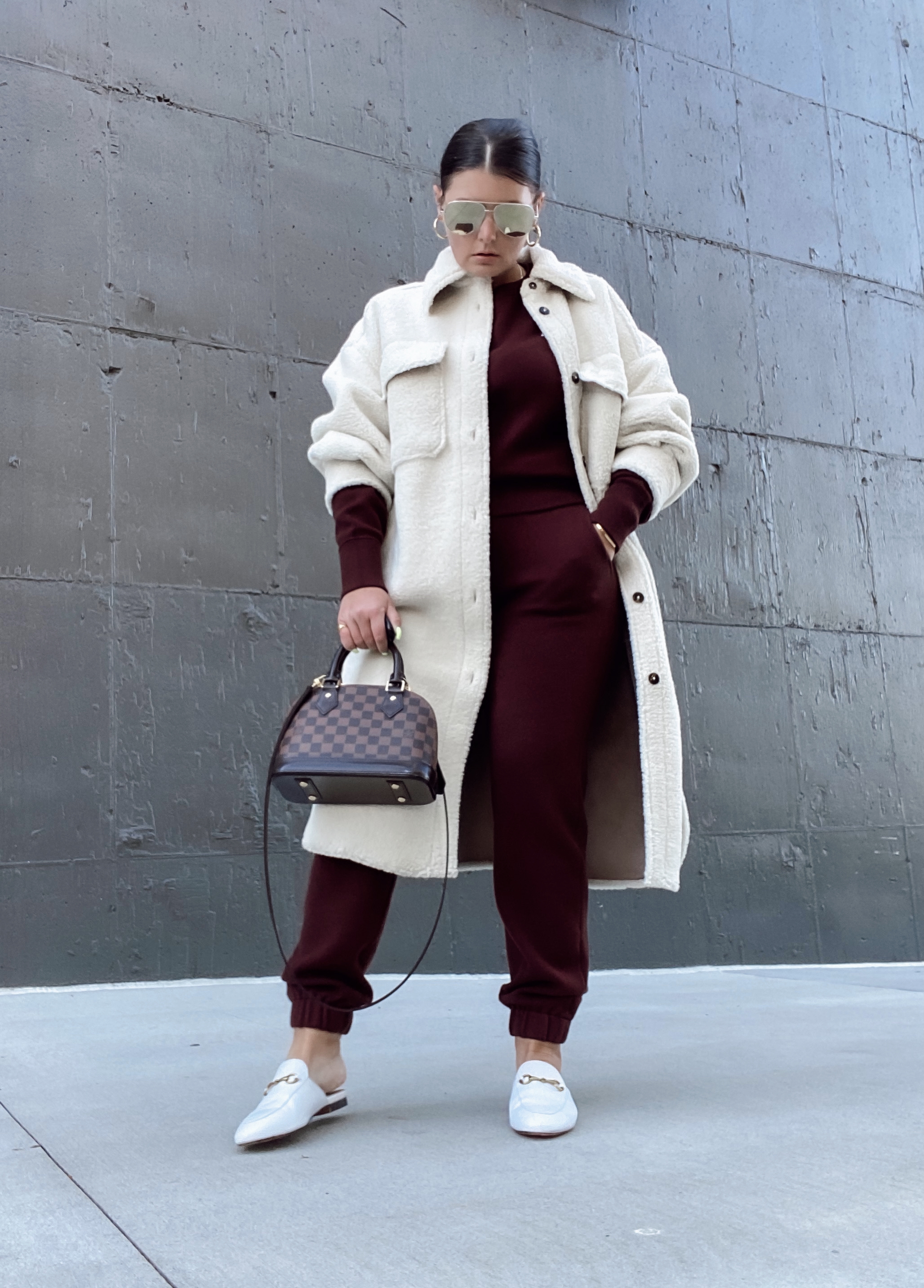 5 WAYS TO WEAR A SHACKET: http://www.juliamarieb.com/2020/11/15/ro5:-shacket/   |    @julia.marie.b