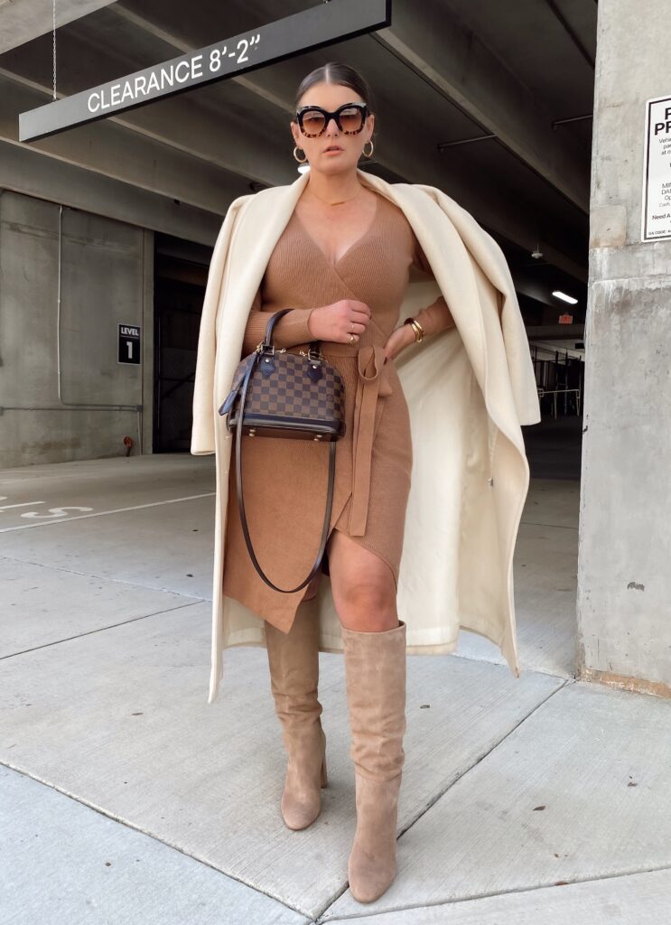 3 HOLIDAY DRESS OUTFIT IDEAS: http://www.juliamarieb.com/2020/11/22/3-holiday-dress-outfit-ideas/ | @julia.marie.b