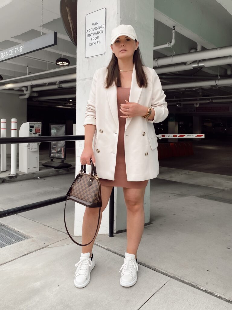 30 SPRING OUTFIT IDEAS: http://www.juliamarieb.com/2021/03/28/30-spring-outfit-ideas:-week-3/.   @julia.marie.b