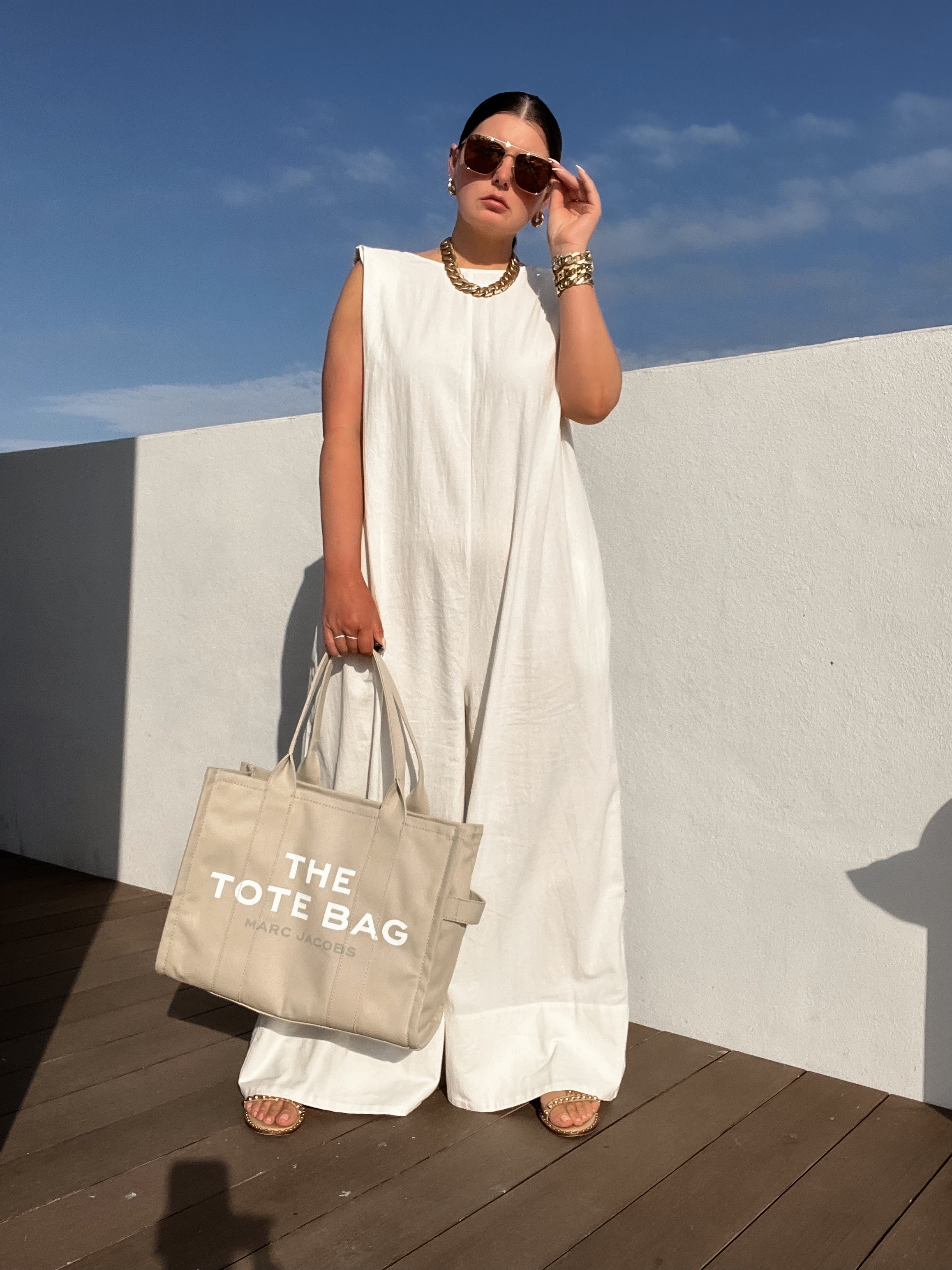 5 MIAMI BEACH VACATION OUTFIT IDEAS: http://www.juliamarieb.com/2022/01/30/what-i-wore:-miami-beach/