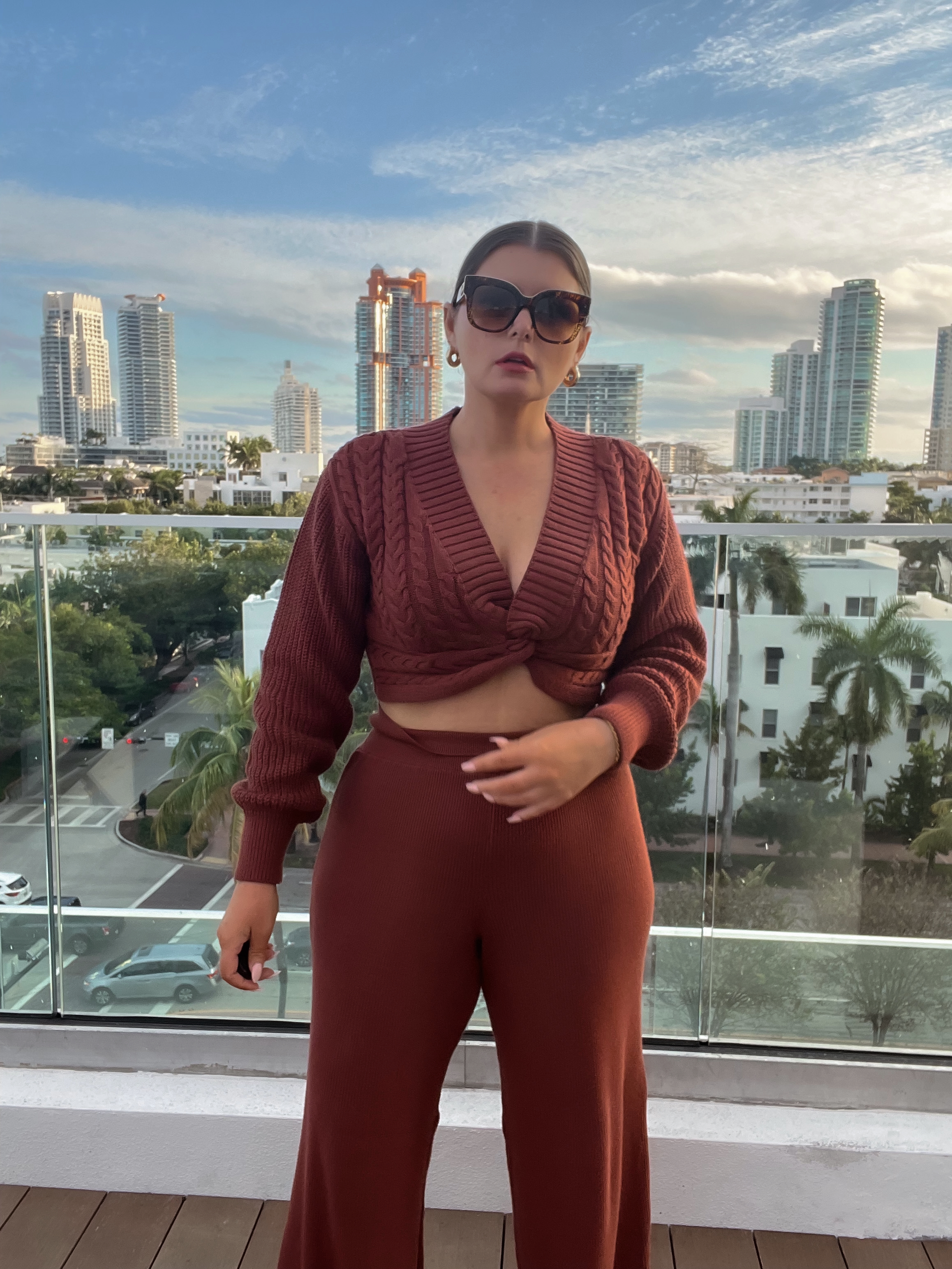 5 MIAMI BEACH VACATION OUTFIT IDEAS: http://www.juliamarieb.com/2022/01/30/what-i-wore:-miami-beach/