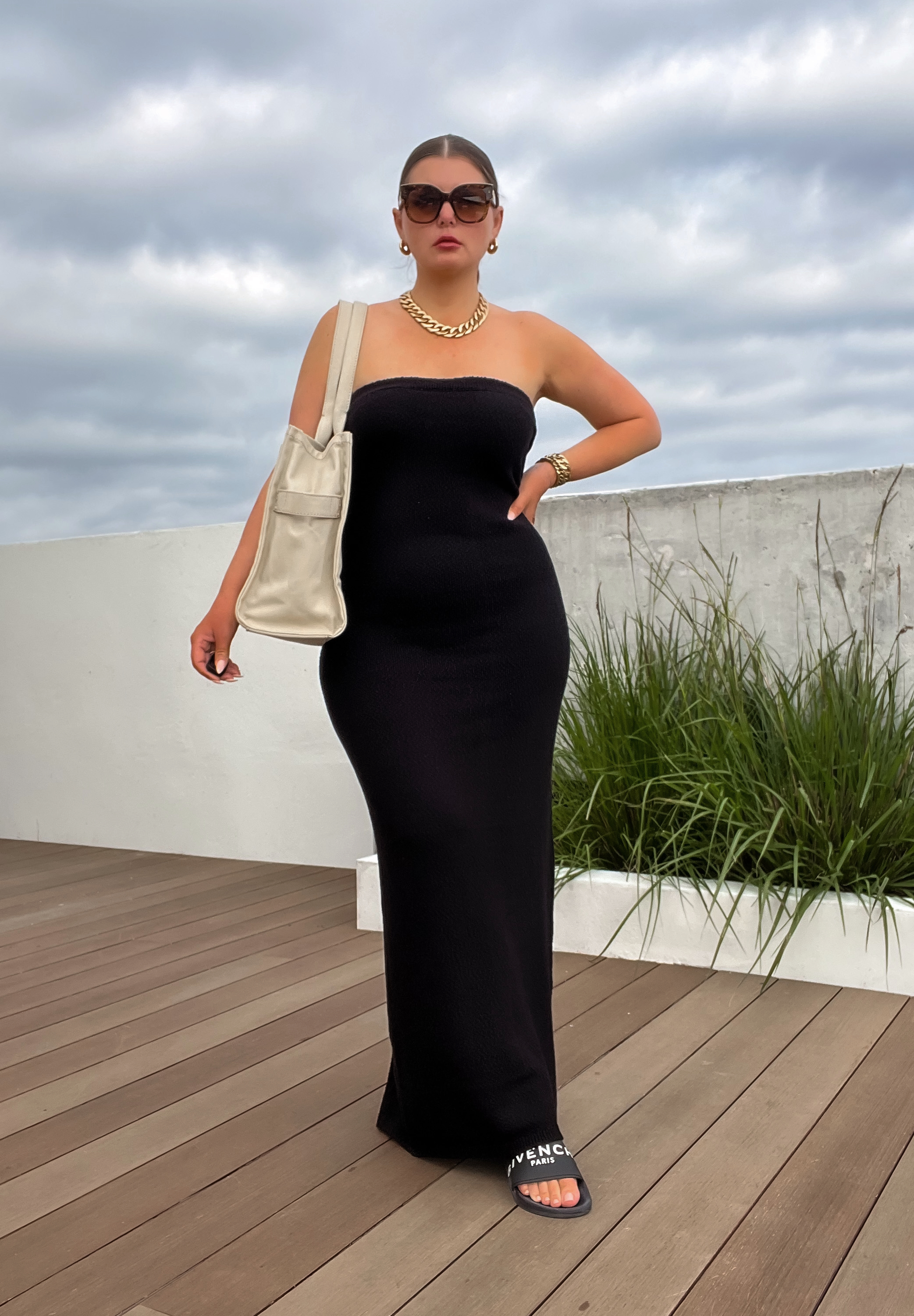 5 MIAMI BEACH VACATION OUTFIT IDEAS: http://www.juliamarieb.com/2022/01/30/what-i-wore:-miami-beach/