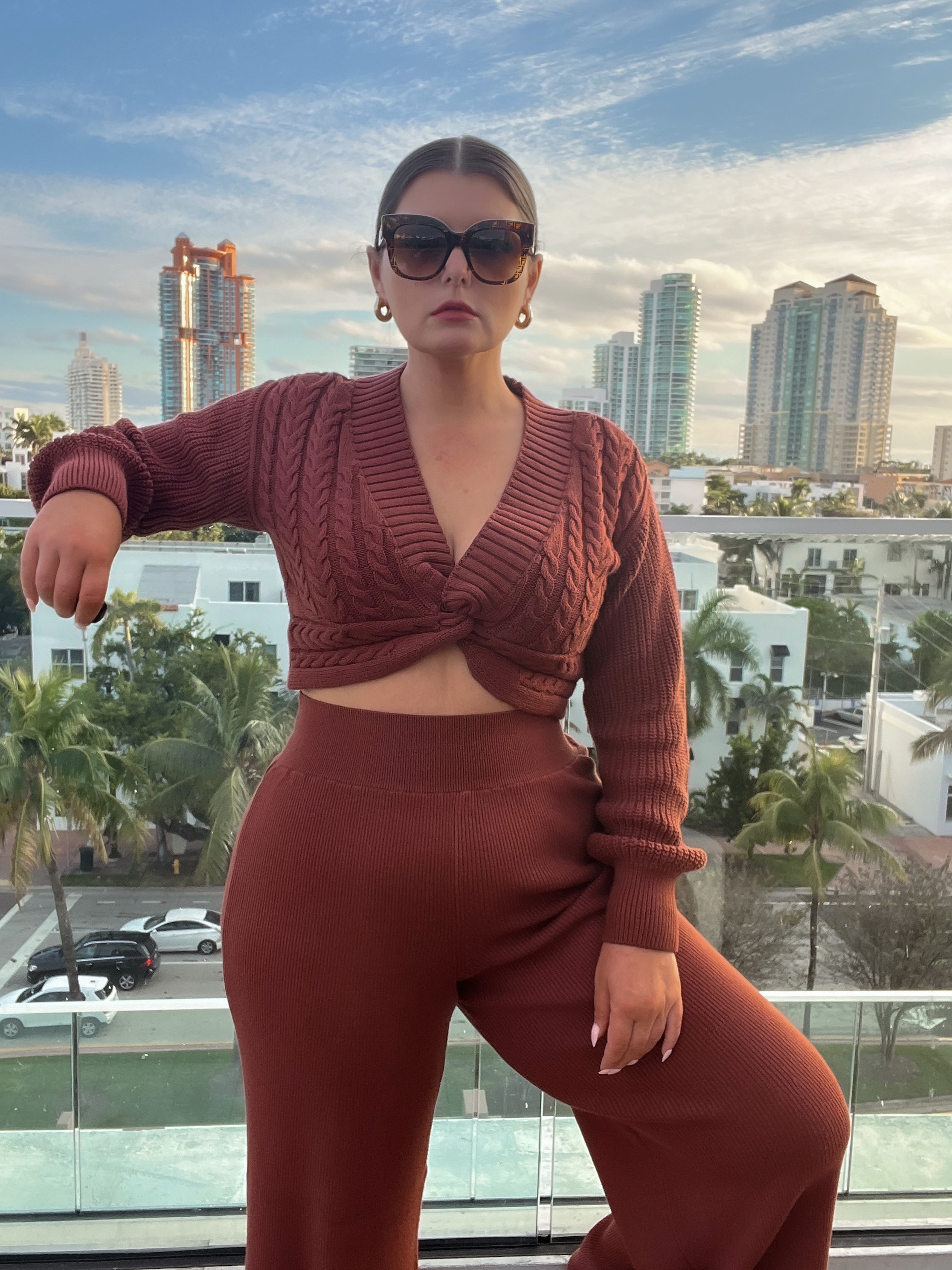 5 MIAMI BEACH VACATION OUTFIT IDEAS: http://www.juliamarieb.com/2022/01/30/what-i-wore:-miami-beach/