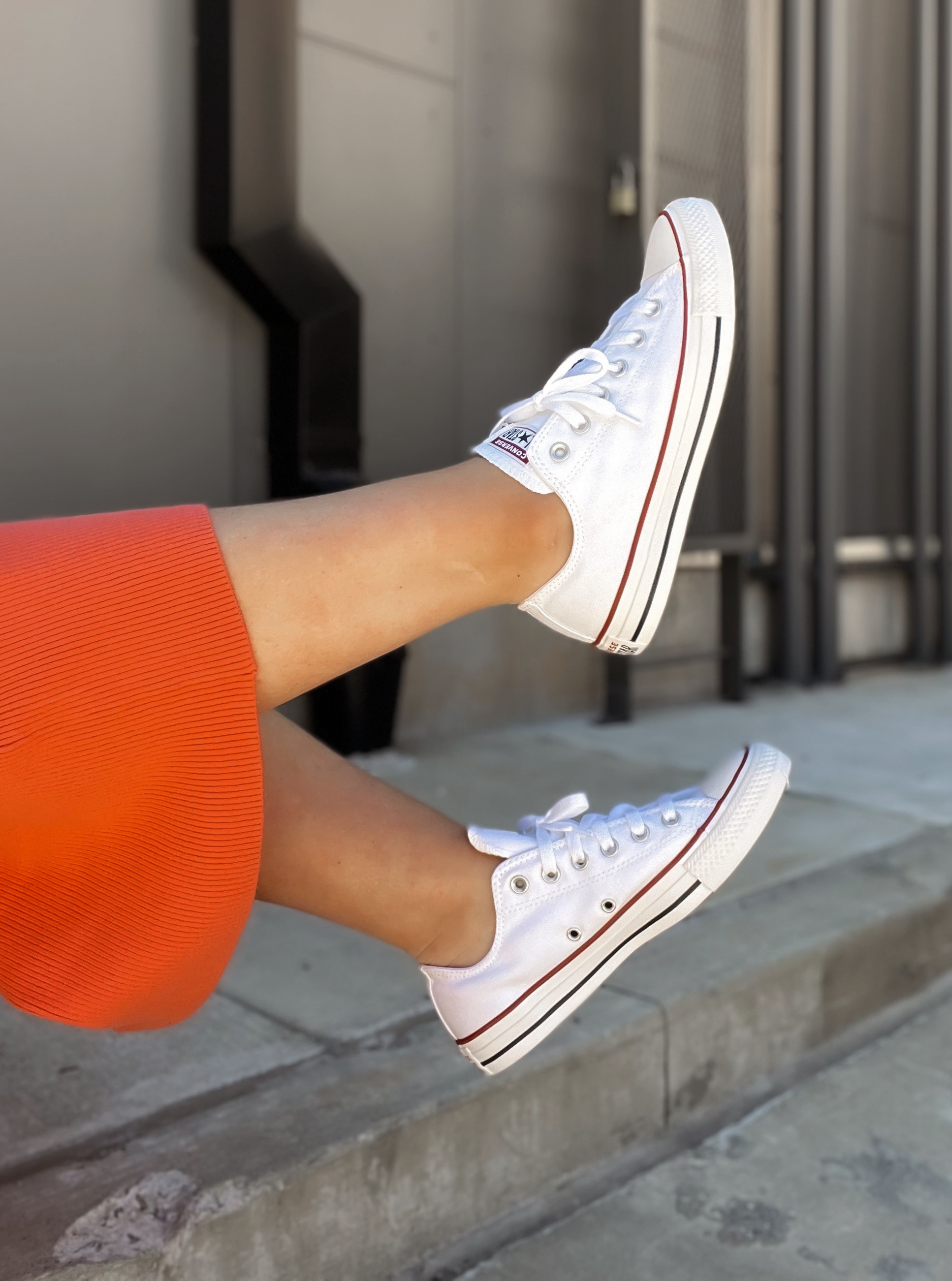 21 SPRING OUTFIT IDEAS: http://www.juliamarieb.com/2022/03/23/21-spring-outfit-ideas:-spring-styling-series-week-3/