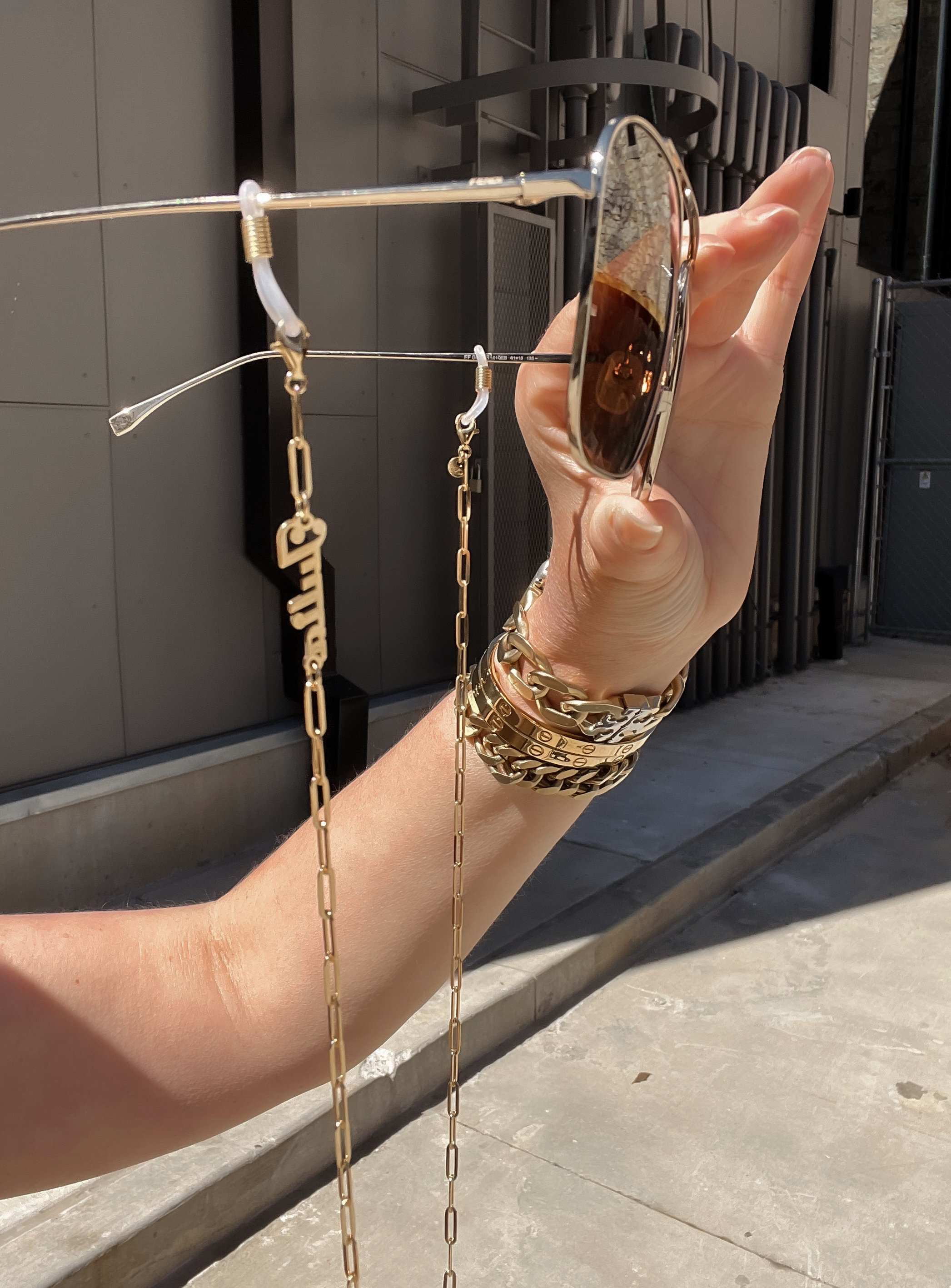 21 SPRING OUTFIT IDEAS: http://www.juliamarieb.com/2022/03/23/21-spring-outfit-ideas:-spring-styling-series-week-3/