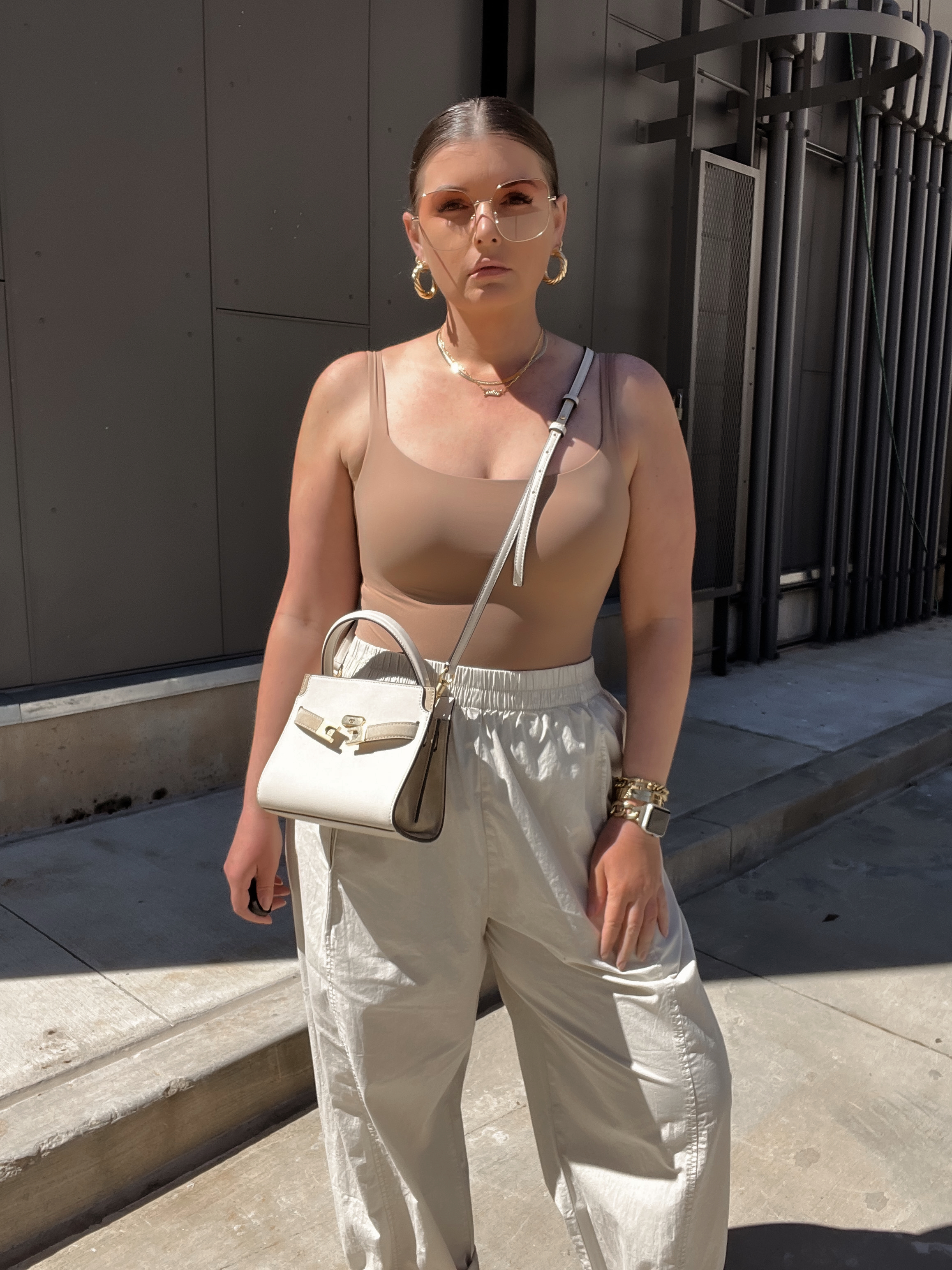 21 SPRING OUTFIT IDEAS: http://www.juliamarieb.com/2022/03/23/21-spring-outfit-ideas:-spring-styling-series-week-3/