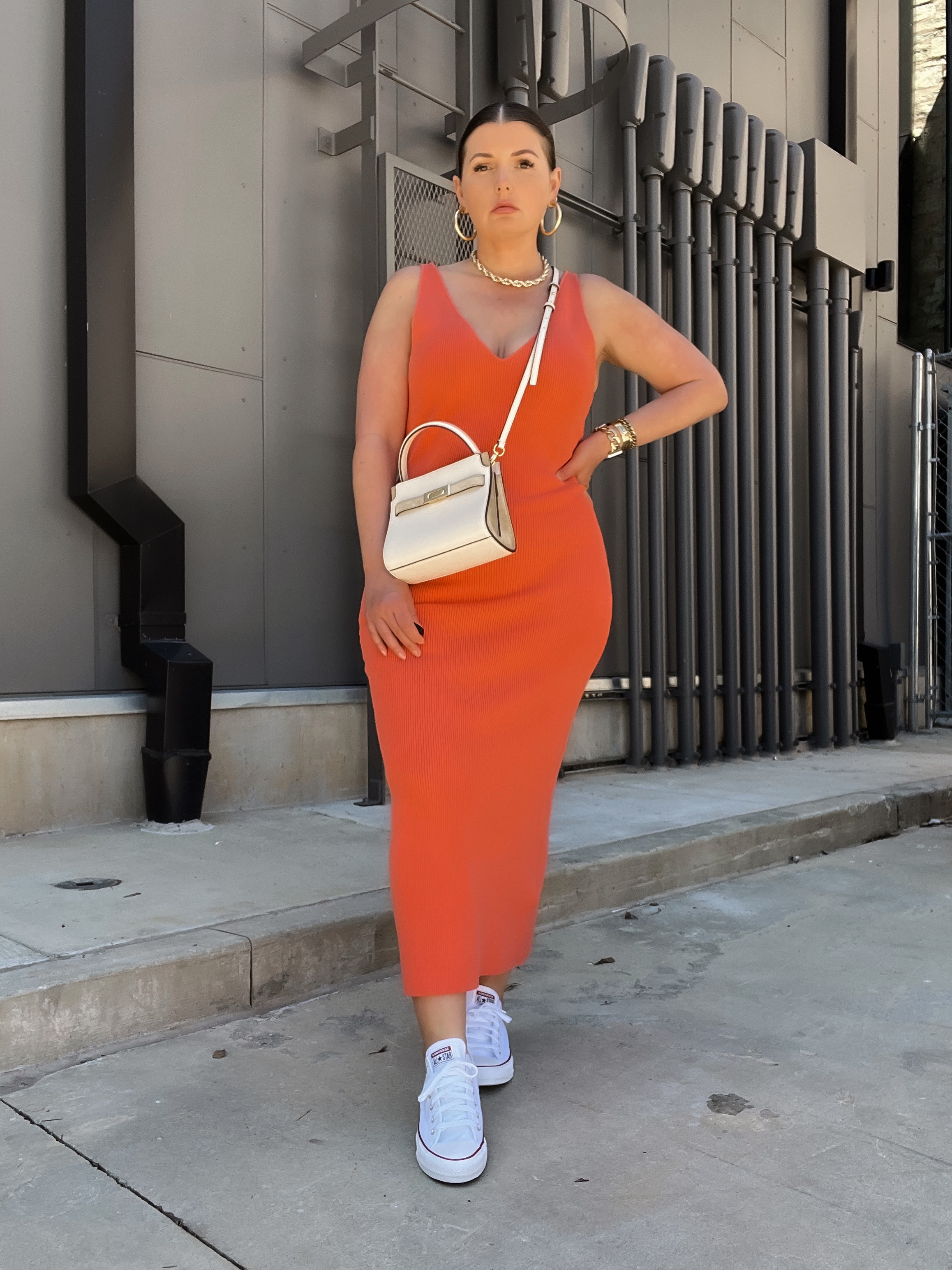 21 SPRING OUTFIT IDEAS: http://www.juliamarieb.com/2022/03/23/21-spring-outfit-ideas:-spring-styling-series-week-3/