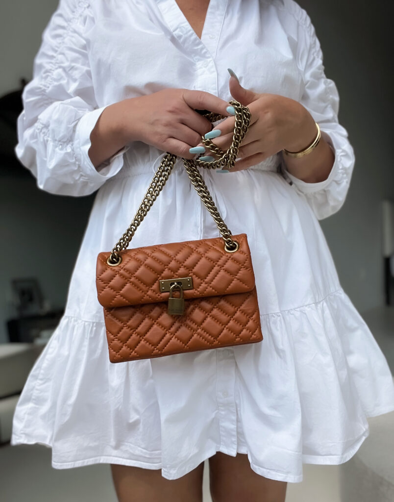 20 FALL OUTFIT IDEAS: http://www.juliamarieb.com/2022/09/02/20-fall-transitional-outfit-ideas:-week-four/