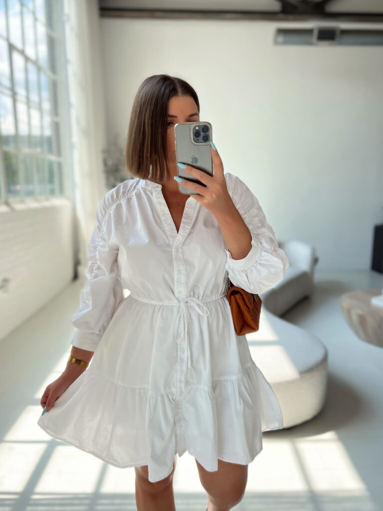 20 FALL OUTFIT IDEAS: http://www.juliamarieb.com/2022/09/02/20-fall-transitional-outfit-ideas:-week-four/