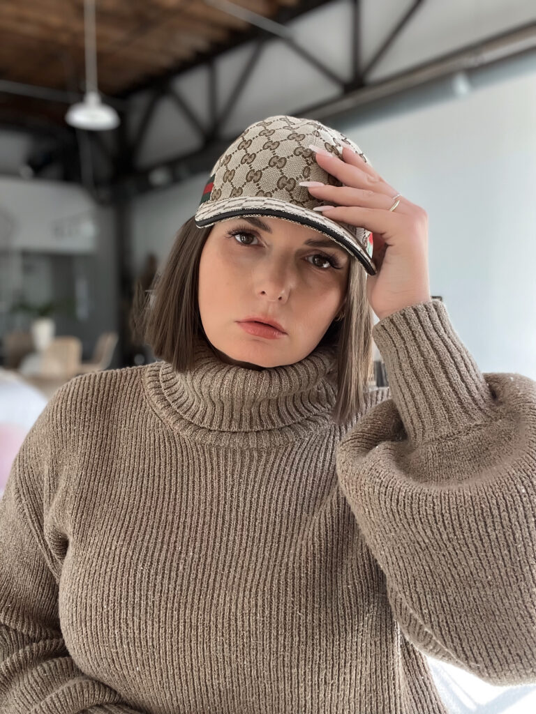 20 FALL OUTFIT IDEAS: http://www.juliamarieb.com/2022/09/02/20-fall-transitional-outfit-ideas:-week-four/