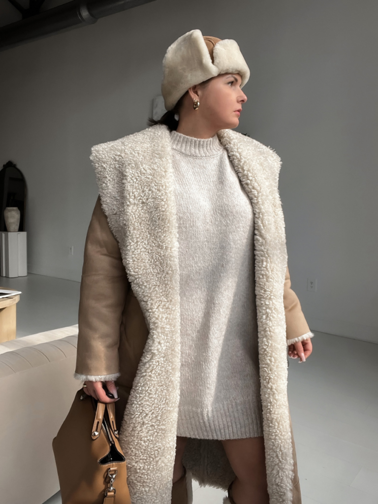 15 WINTER OUTFIT IDEAS: http://www.juliamarieb.com/2022/12/16/15-winter-outfits-ideas-|the-winter-styling-series/