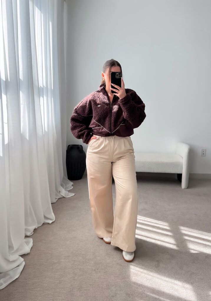 5 FALL OUTFITS WITH ADIDAS