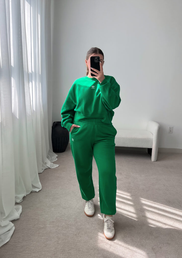 5 FALL OUTFITS WITH ADIDAS