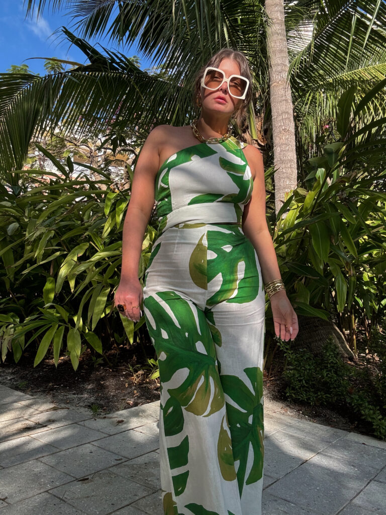 SUMMER VACATION OUTFIT IDEAS: http://www.juliamarieb.com/2024/05/12/vacation-outfit-ideas:-bahamas/