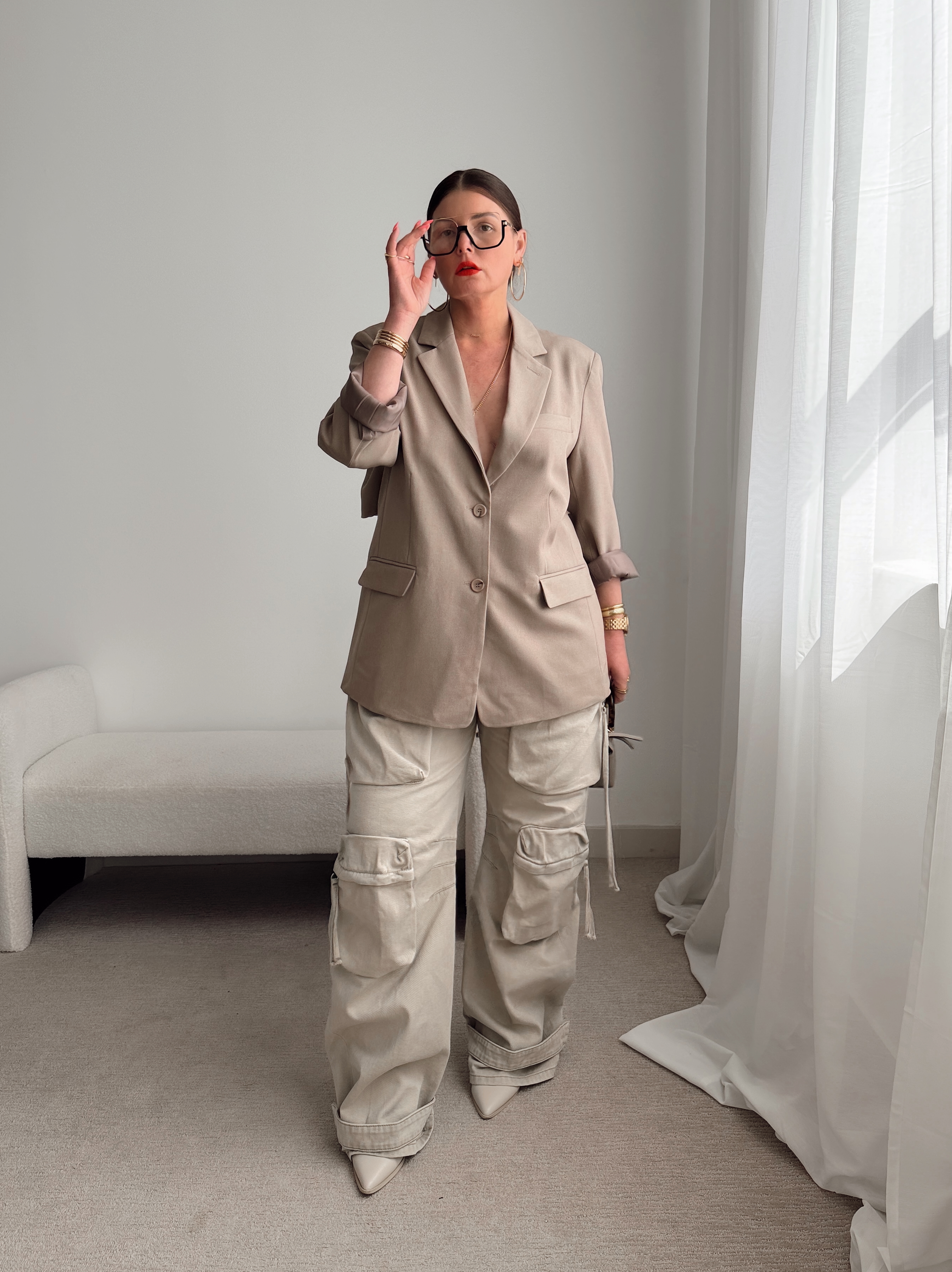 6 WAYS TO STYLE CARGO JEANS FOR SPRING https://www.juliamarieb.com/2025/04/21/6-ways-to-style-zara-cargo-jeans/