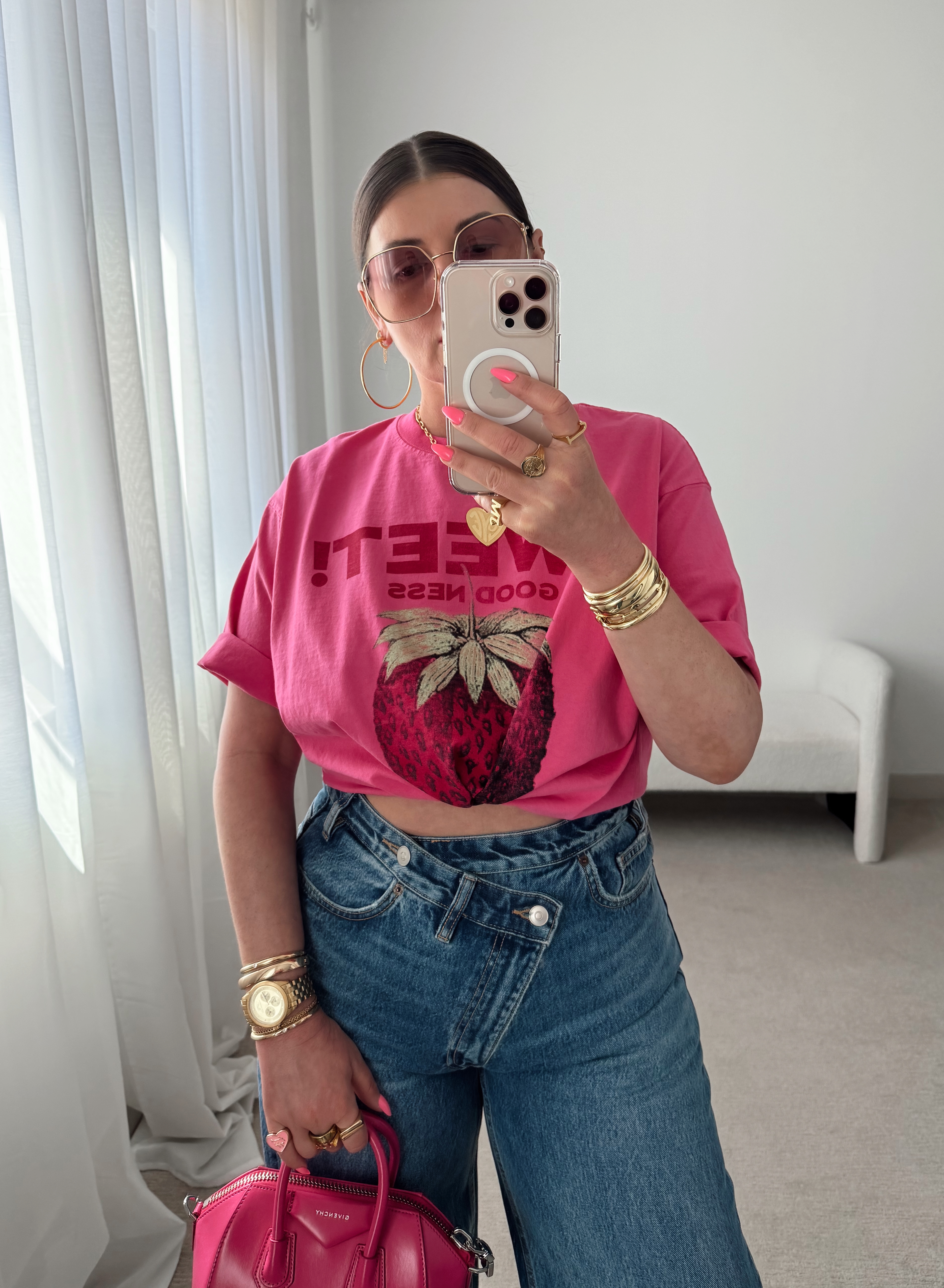 7 WAYS TO STYLE DENIM FOR SPRING https://www.juliamarieb.com/2025/05/09/7-ways-to-style-denim-for-spring/