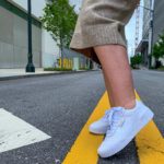 5 WAYS TO WEAR WHITE SNEAKERS FOR WINTER: http://www.juliamarieb.com/2019/12/18/5-ways-to-style-white-sneakers-for-winter:-the-rule-of-5/ | @julia.marie.b