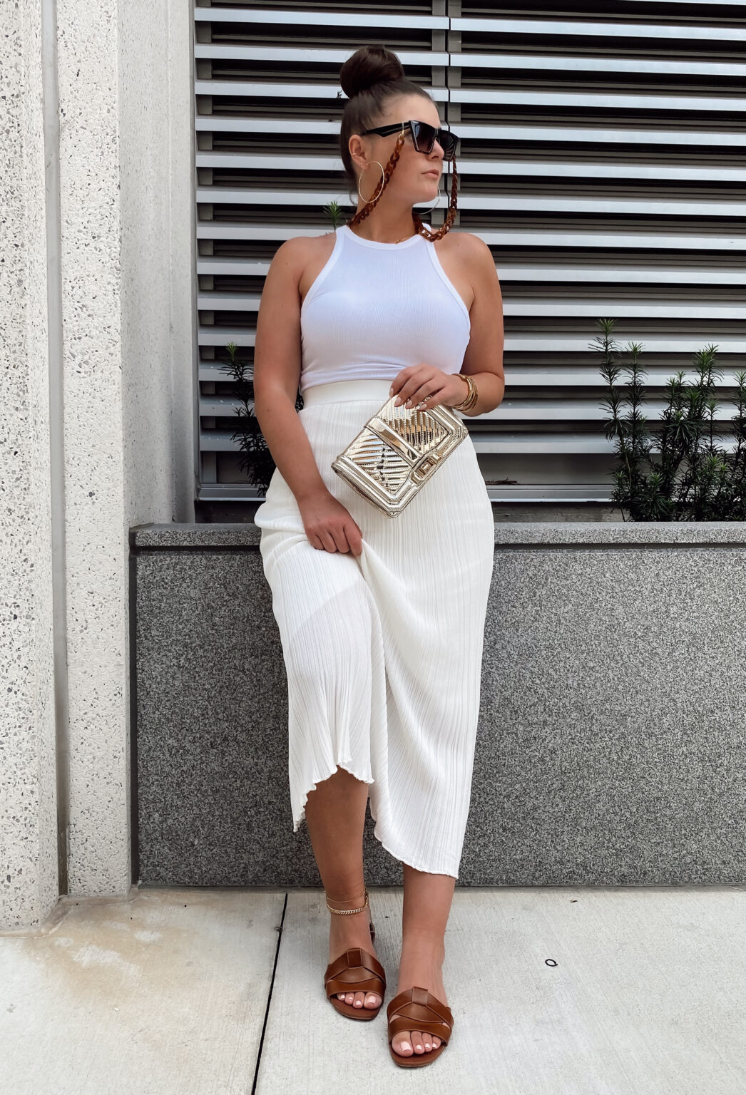 5 NEUTRAL OUTFIT IDEAS FOR SUMMER