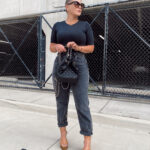 5 BLACK JEANS OUTFIT IDEAS FOR SUMMER: http://www.juliamarieb.com/2020/08/23/5-ways-to-wear-black-jeans-for-summer-|-the-rule-of-5/ | @julia.marie.b