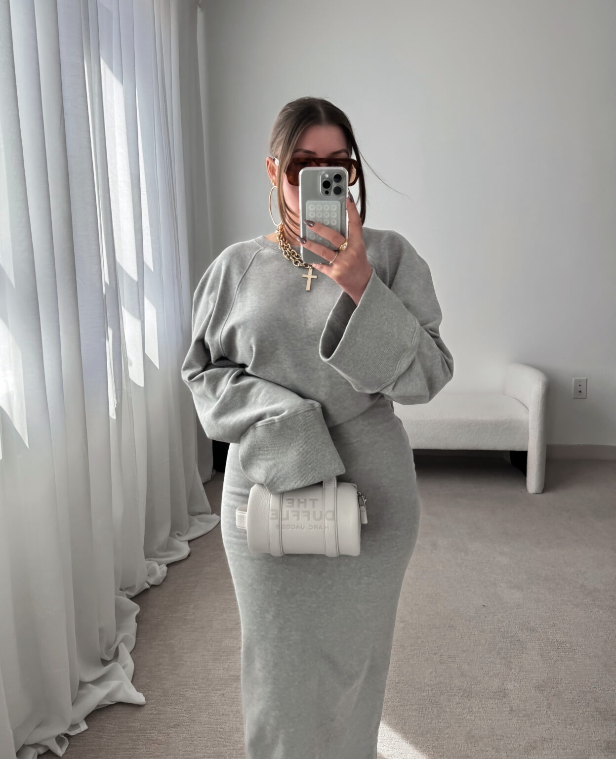 SPRING OUTFITS: BODY HUGGING MAXI DRESSES