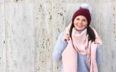 VIDEO: 5 Ways to Style a Blanket Scarf