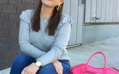 VIDEO: HOW TO STYLE YOUR CARRIE NAME NECKLACE