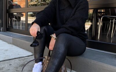 WINTER OUTFIT UNIFORM: WOOL SWEATER & LEATHER LEGGINGS